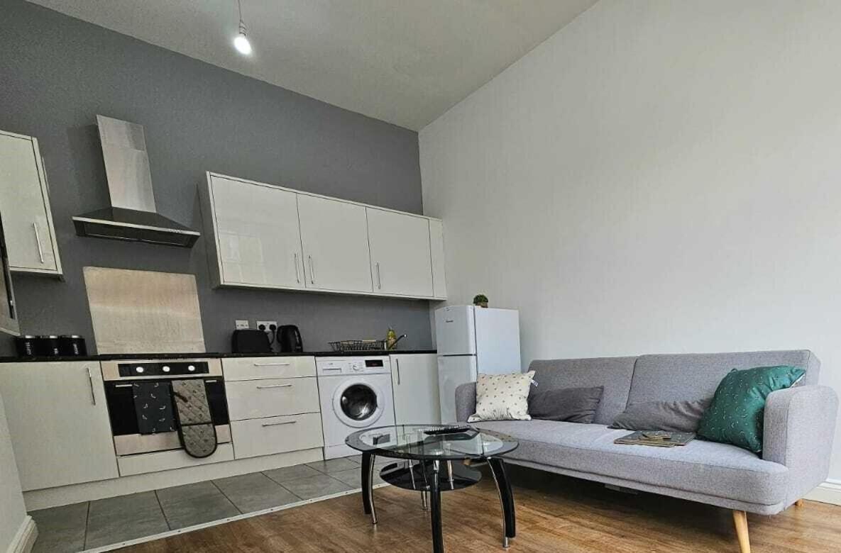 Bee Accommodations Backways 레스터 외부 사진